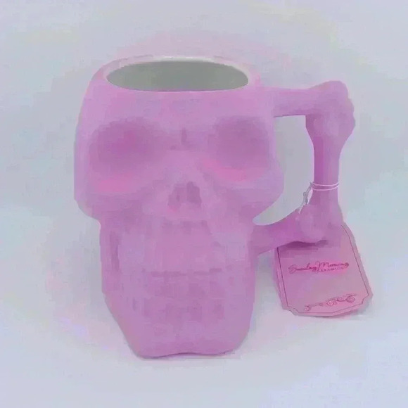 light pink soft touch Halloween skull mug - Picture 2 of 11